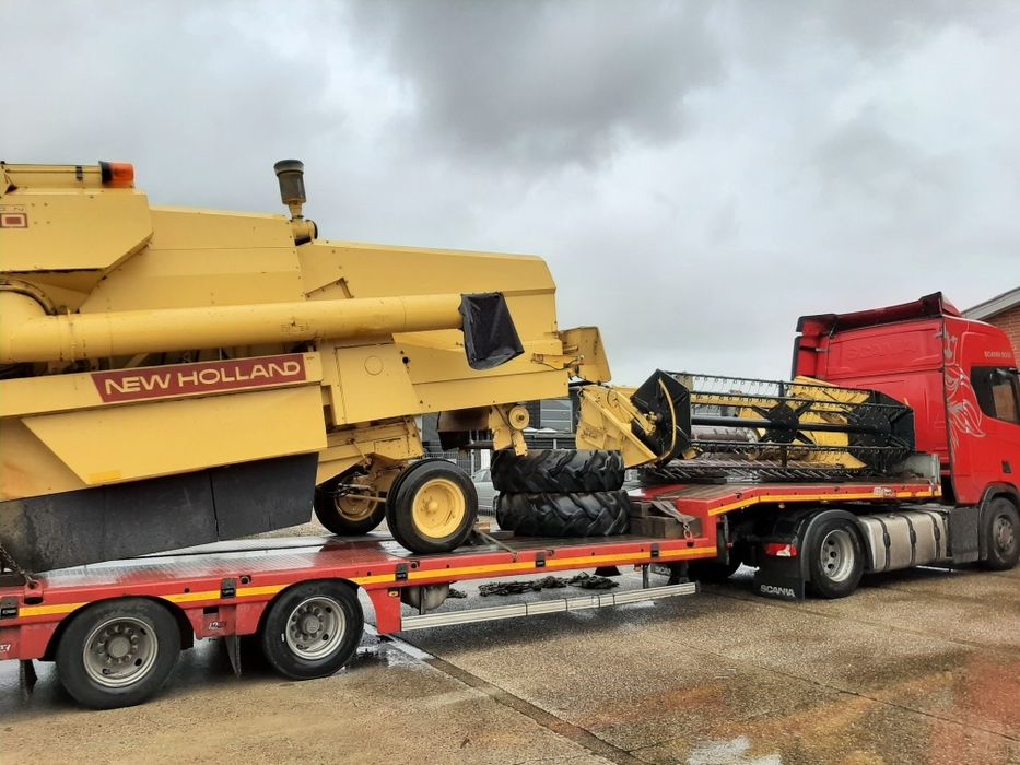 New holland 8040 tylko 2700 h nowy model