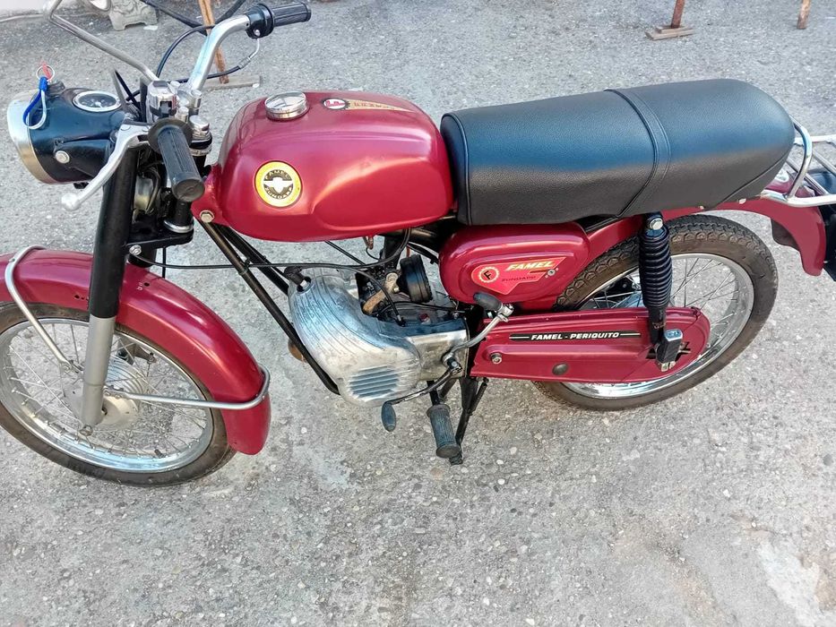 Motorizada impecável