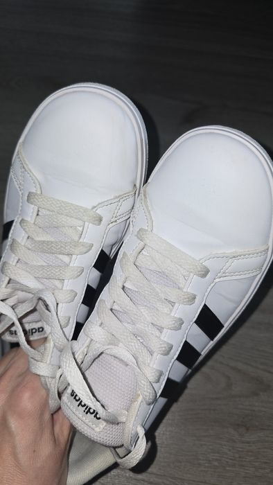 Кросівки адідас дитячі