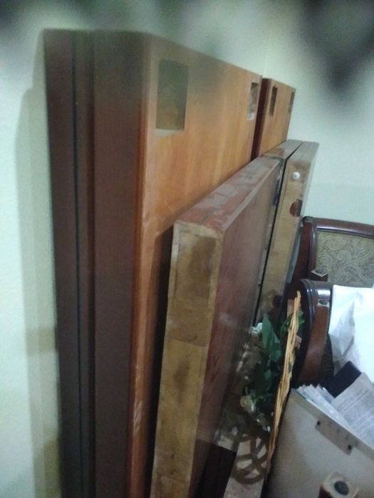 стіл для  конференцій  та масажне ліжко