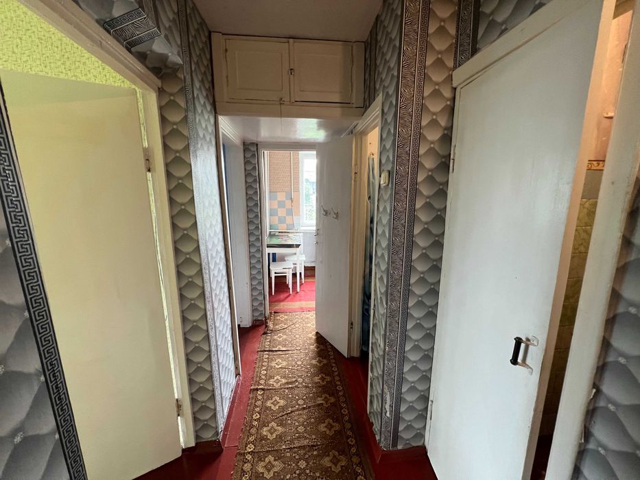 Продається двокімнатна квартира, в м. Сквира.