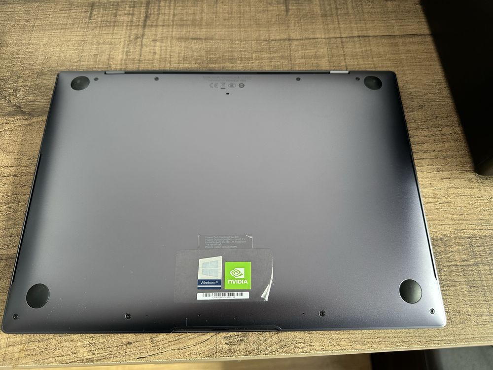 Huawei MateBook X Pro 13,9" jak nowy !!!