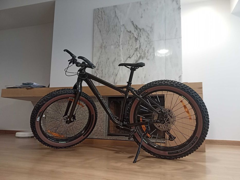 Bicicleta de Montanha | Salsa Mukluk Aluminium Deore Fatbike Impecável