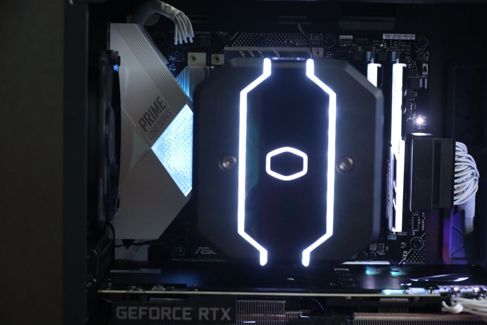 Desktop i5 9600k + RTX 2060 Super