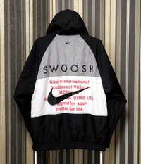Мужская нейлоновая куртка ветровка Nike Swoosh Black