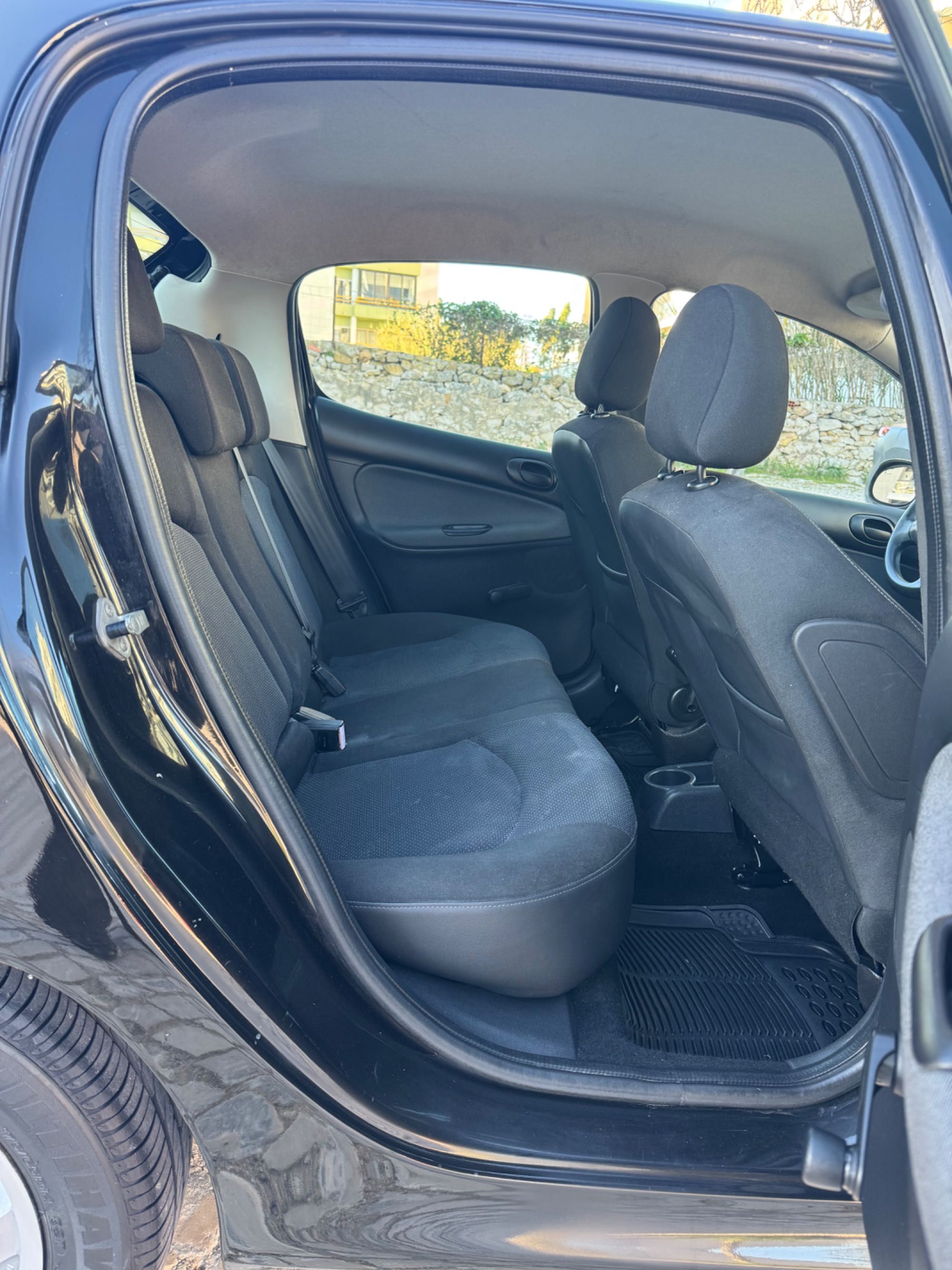 Peugeot 206 + 1.1 gasolina 60 CV Nacional