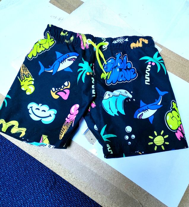 Spodenki kąpielówki chłopięce rozmiar 98