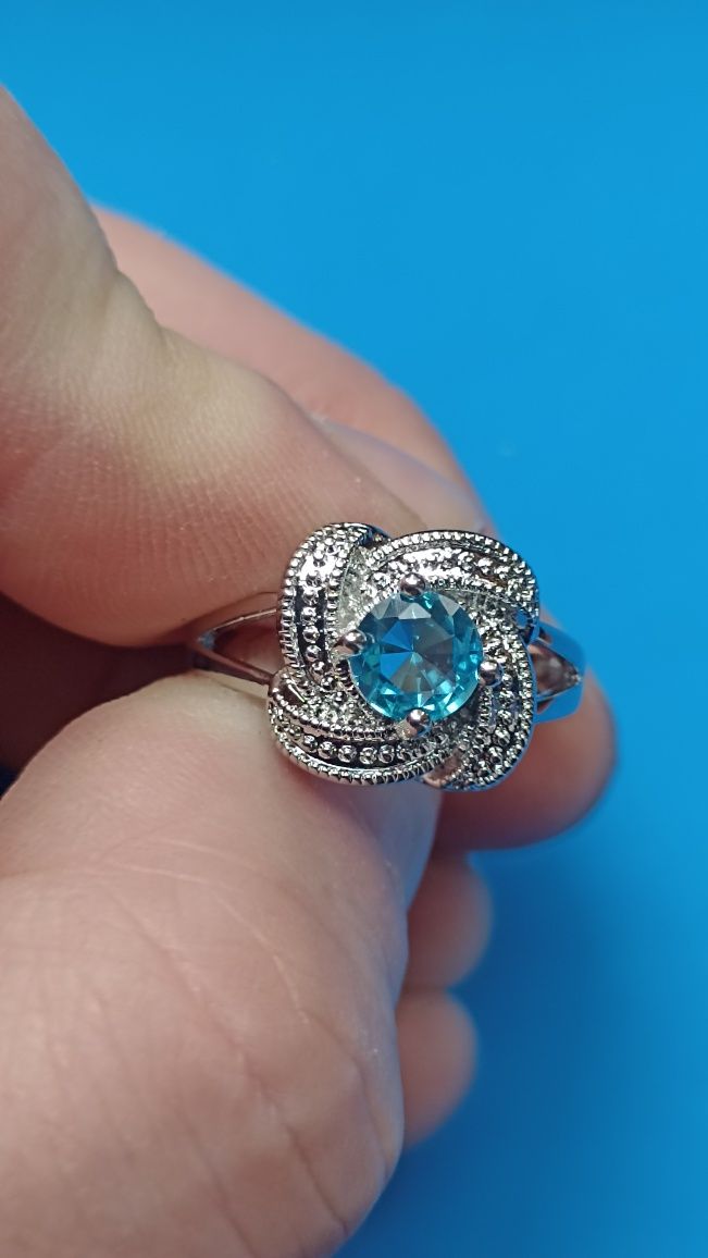 Каблучка з блакитним камінцем,925 проба
