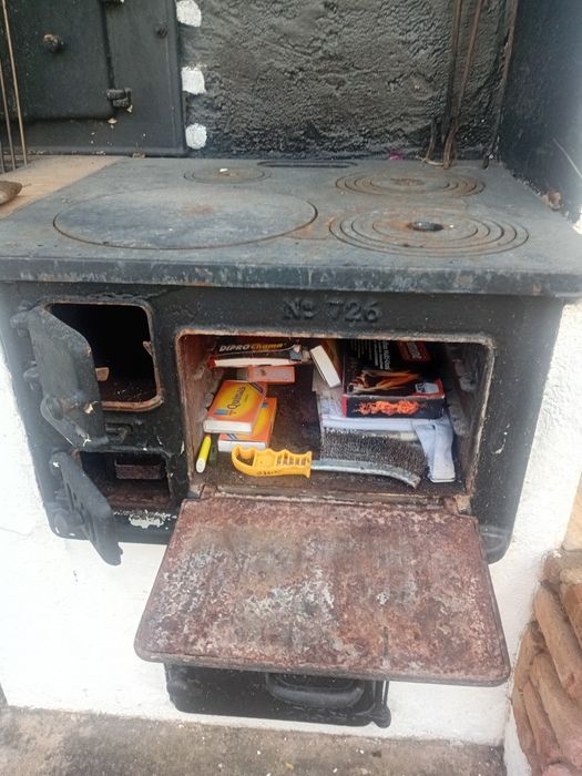 Fogao a lenha antigo