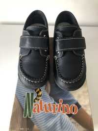 Sapatos Naturino, em bom estado Tamanho 26