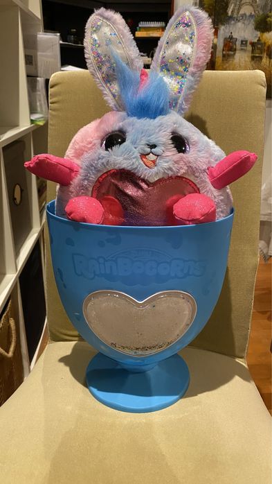 Peluche que imita e canta Rainbocorn Talkin Jelly Shake Surprise