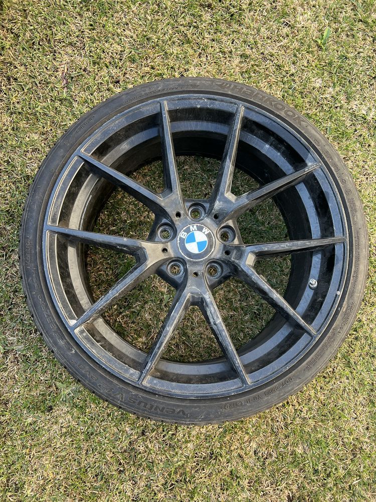 3 jantes BMW 19’’ look CS com pneus