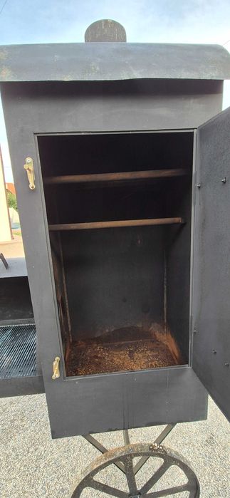 Grill Ogrodowy - Wędzarnia