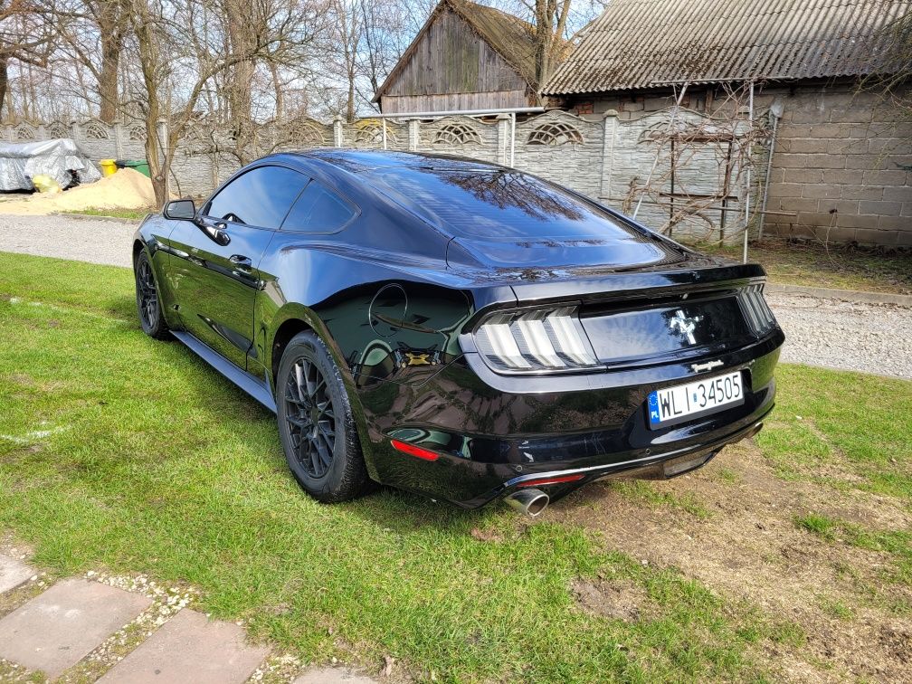 Ford Mustang 3.7