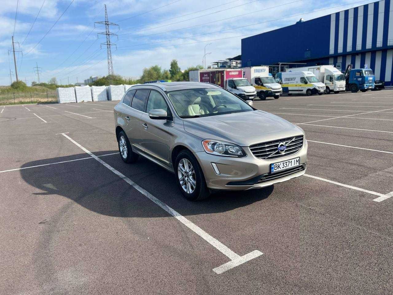 Продам авто Volvo XC60 2014