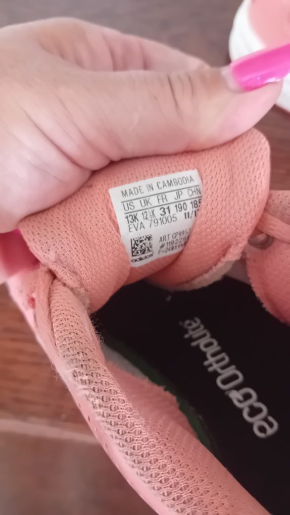 Adidasy dla dziewczynki