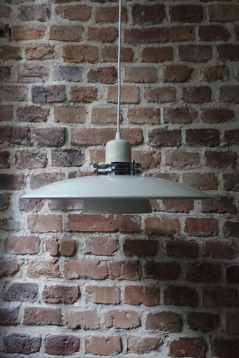 Biała duńska lampa wisząca Belid vintage space age 1980
