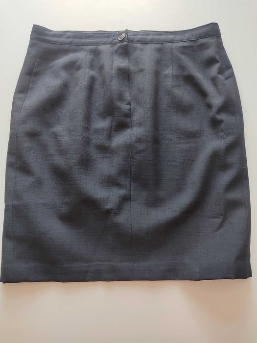 Saia Reta Preta Com racha Com forro handmade Tamanho 48-50