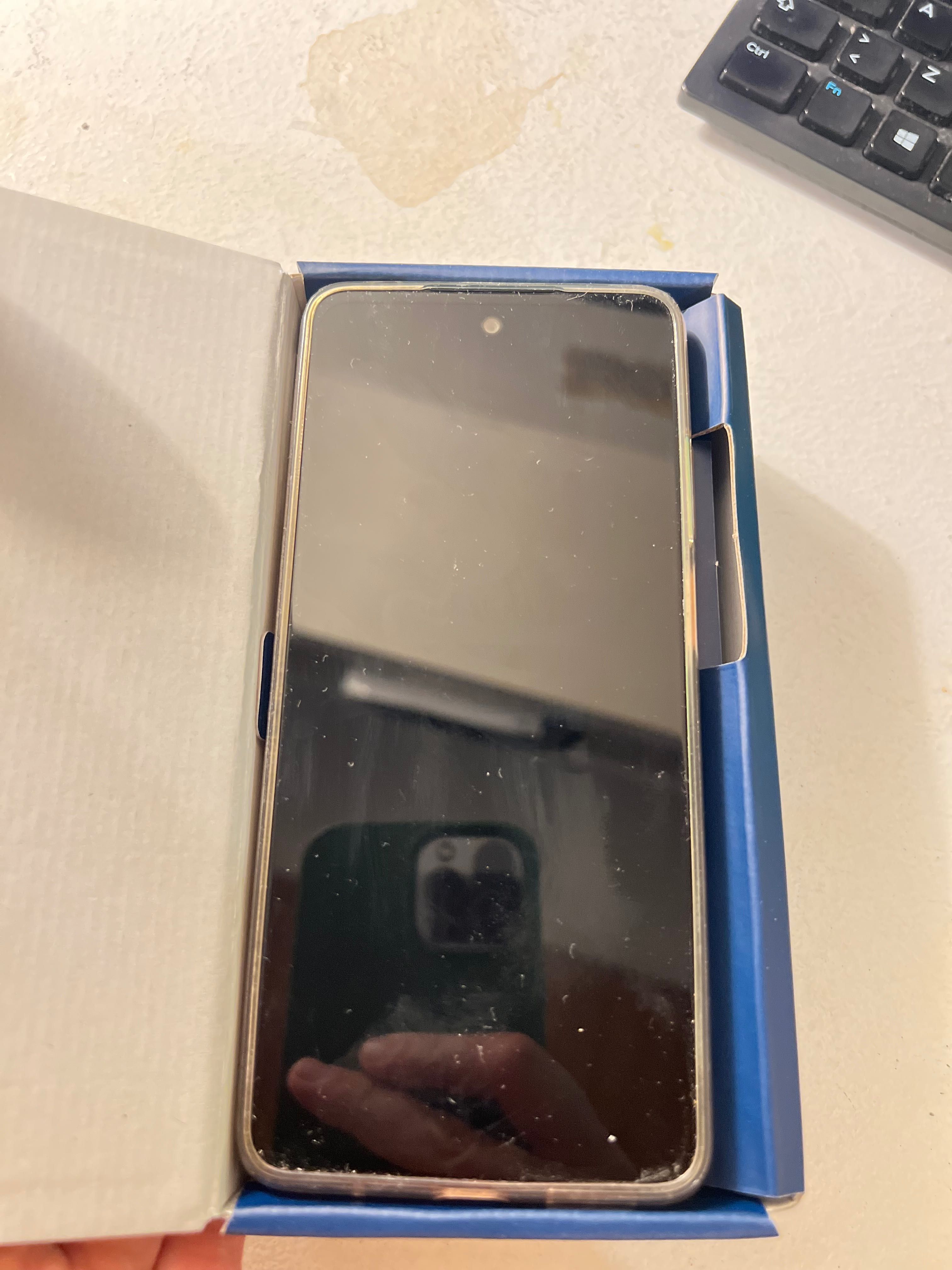 Telemóvel Moto E 14