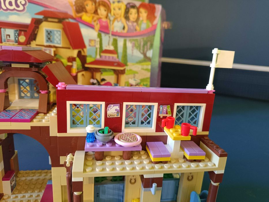 LEGO Friends 41126 Stajnia klub jeździecki Heartlake 100% kompletne!