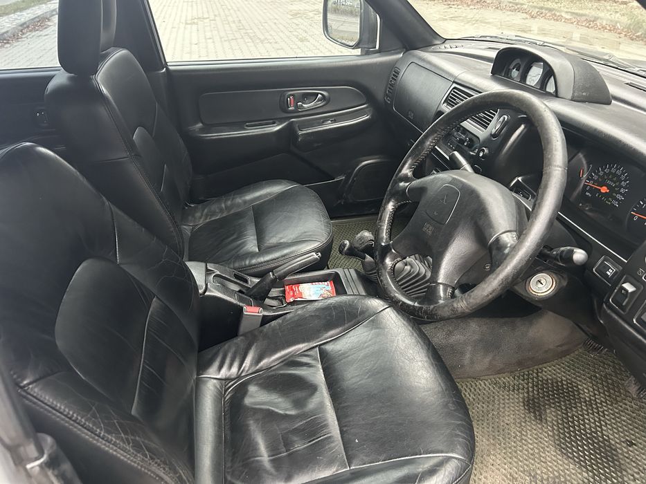 Продам Mitsubishi L 200 4x4