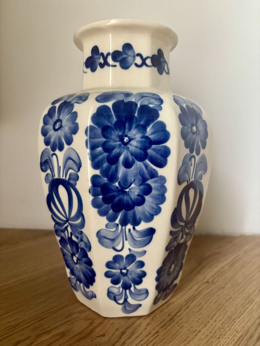 Wazon fajans kobalt Włocławek pieczątka