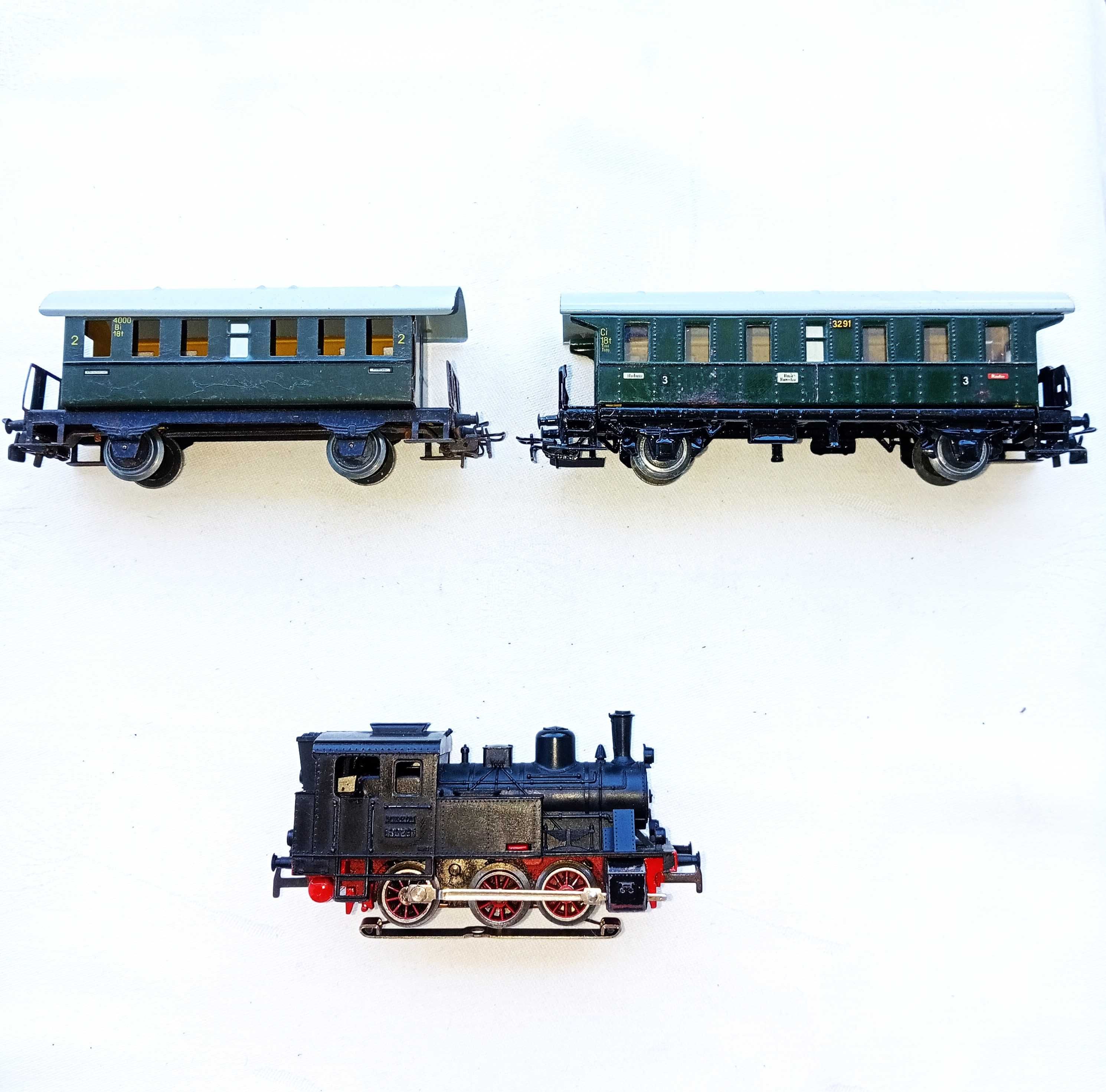 MARKLIN Locomotiva 4029 + 4000 + 329/1 Comboio