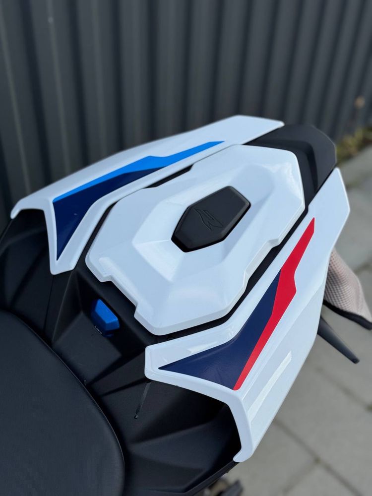 Bmw s 1000 R  2023 r