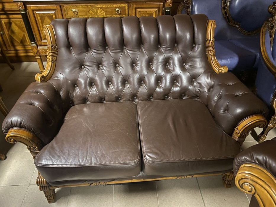Piękny Włoski Stylowy Komplet Wypoczynkowy Chesterfield Sofa 2 Fotele