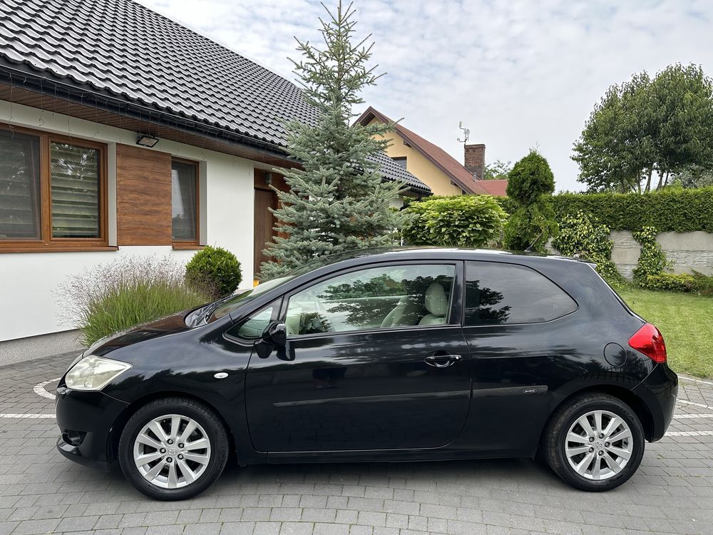 Ładna Toyota Auris 2,0 d rok 2007. / Zamiana tez/