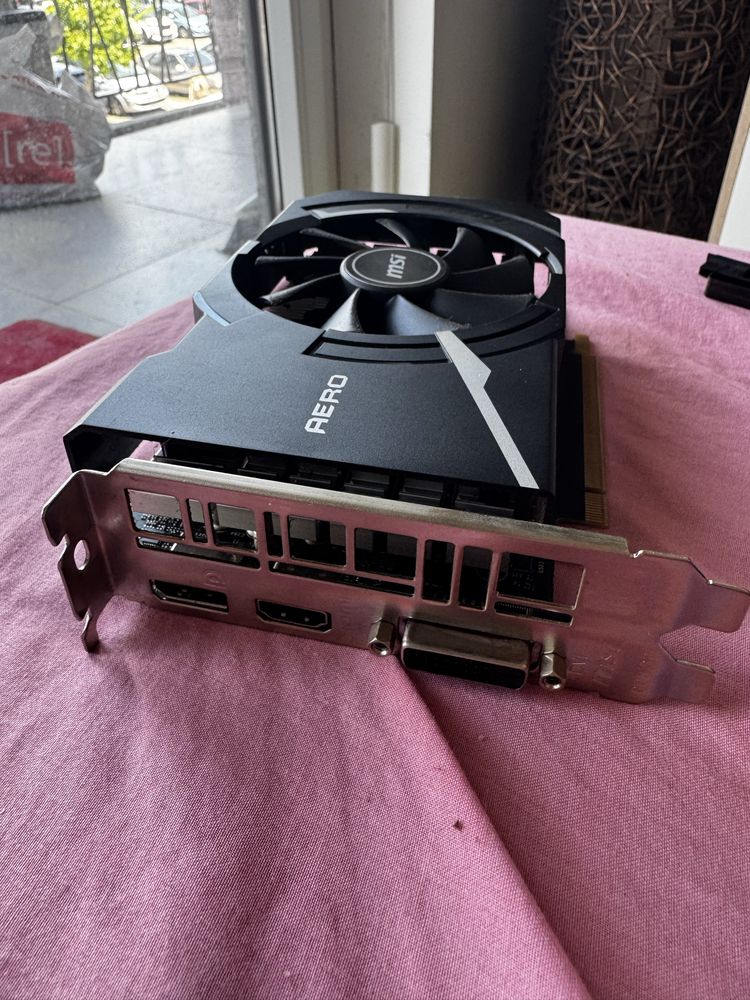 Placa de vídeo MSI GeForce GTX1650 AERO ITX 4GB OC GDDR6 HDMI DP DVI