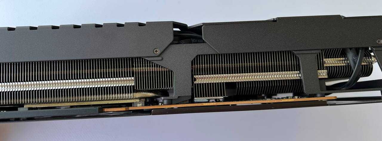 Asus Radeon RX 6700 XT TUF Gaming 12GB GDDR6 S/N M5YVYZ02J902DKA
