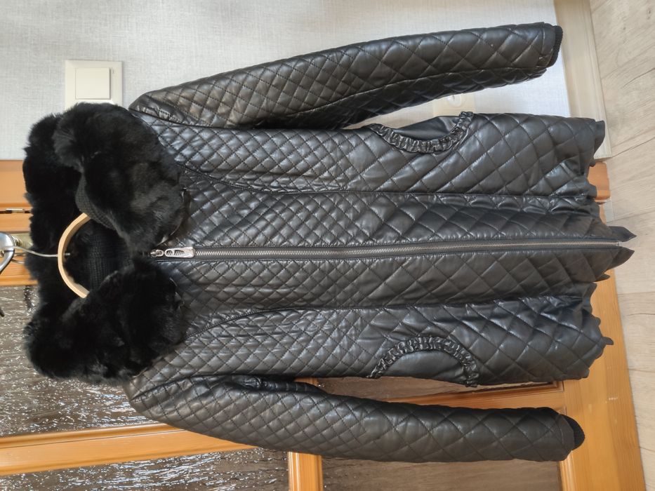 Куртка, пальто ,с капюшоном