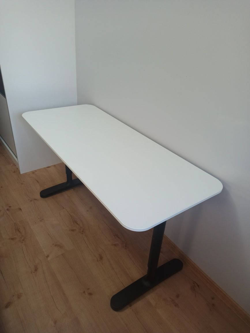 Biurko IKEA BEKANT białe 140x60