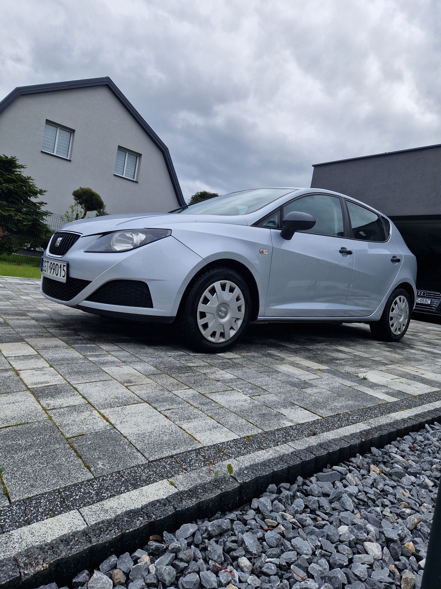 Seat ibiza 2008 1,2 benzyna