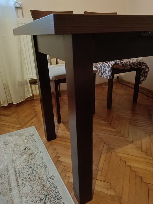 Stół rozkładany 150 do 200 cm. długości