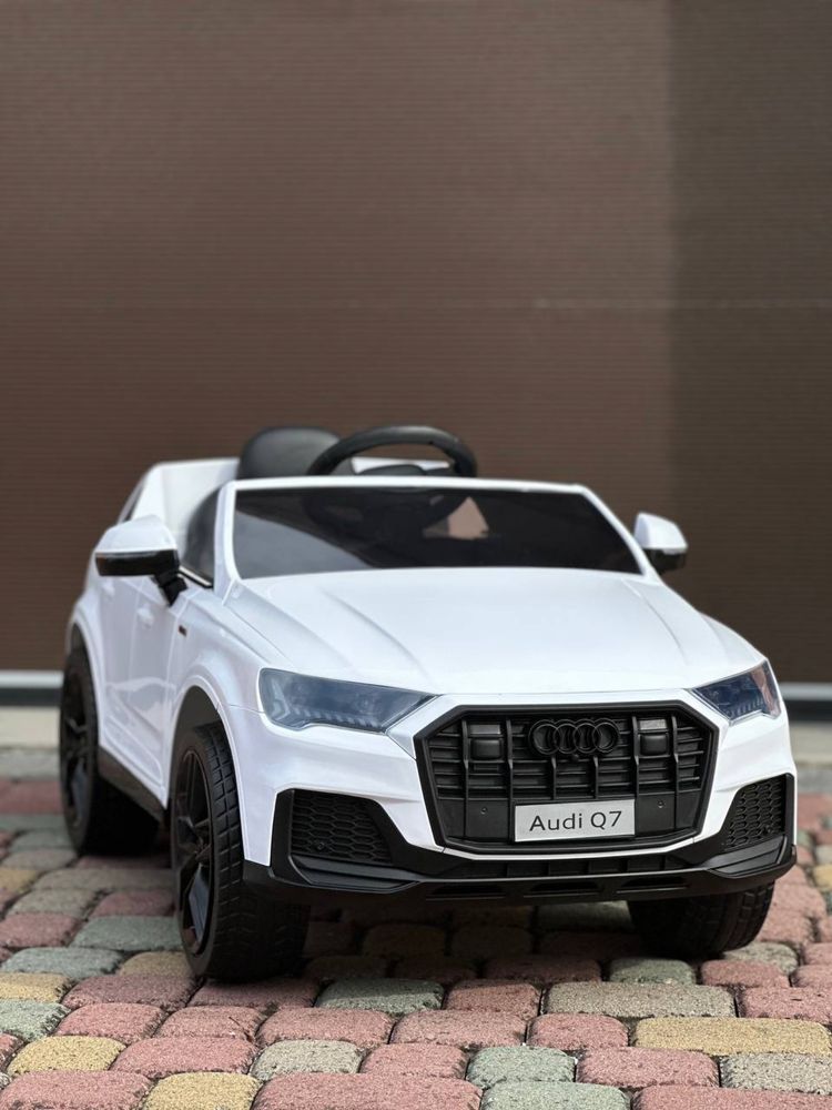 Авто на акумуляторі Детский електромобіль Audi Q7 Ауді Q7 Дитячий
