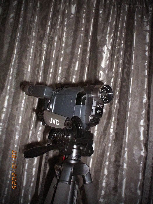 Видеокамера JVC GR-FX14EK