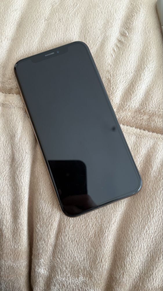 Iphone XS 64gb dourado + 3 capas