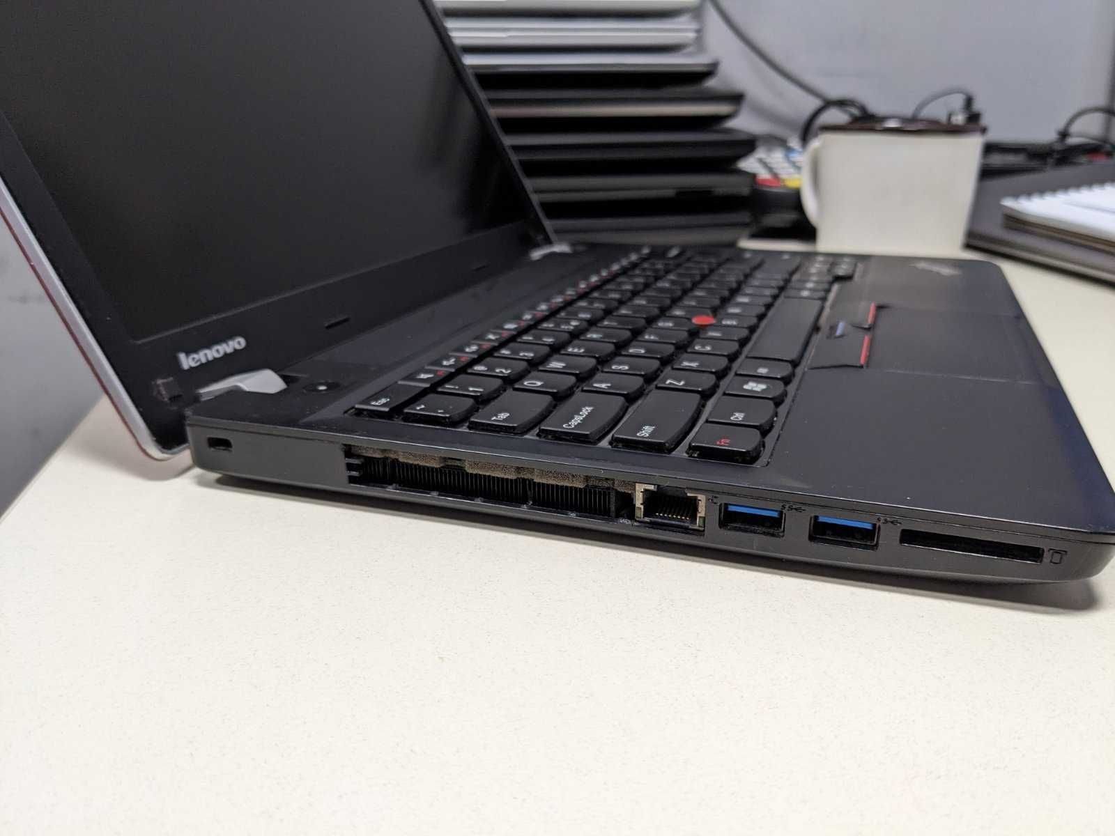 Ноутбук Lenovo ThinkPad Edge E335 - для дому