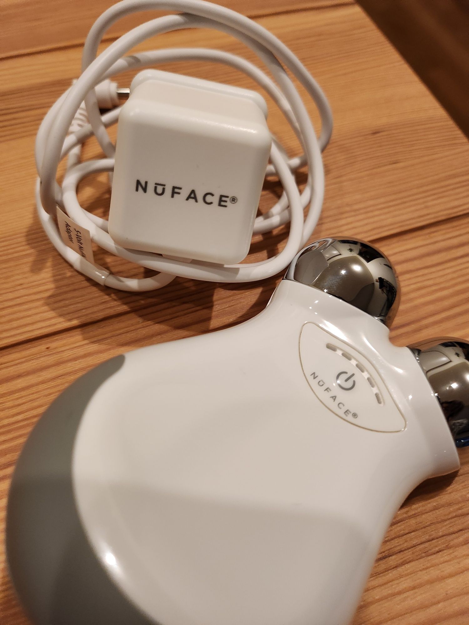 NuFACE Mini Facial Toning Device