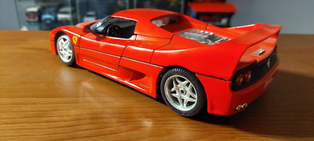 Model 1:18 Ferrari F50 Bburago