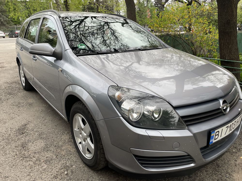 Продам Opel Astra H