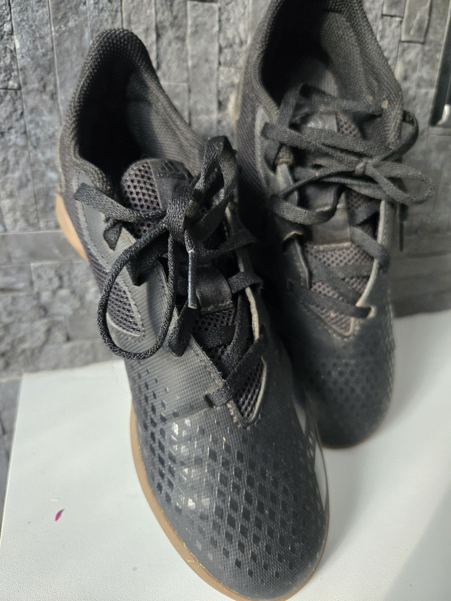 Halówki buty halowe sportowe Adidas Predator 36