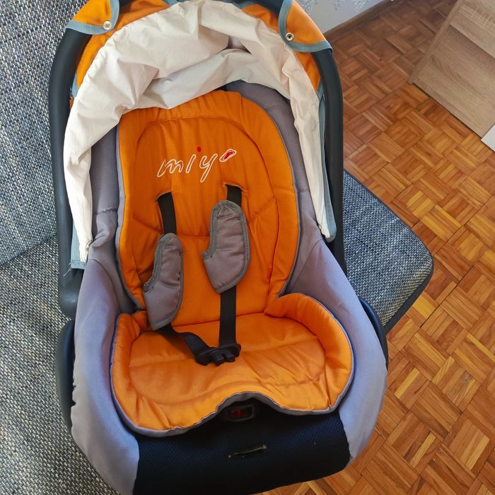 Nosidełko niemowlęce