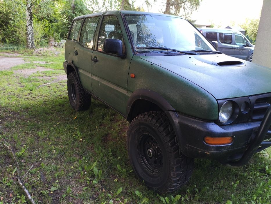 Nissan Terrano 2 II