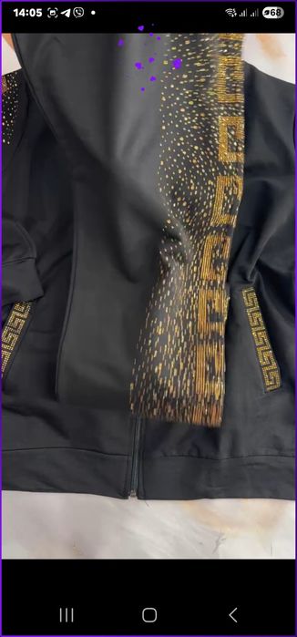 Продам шикарний жін.спорт.костюм з камінцями Туреччина