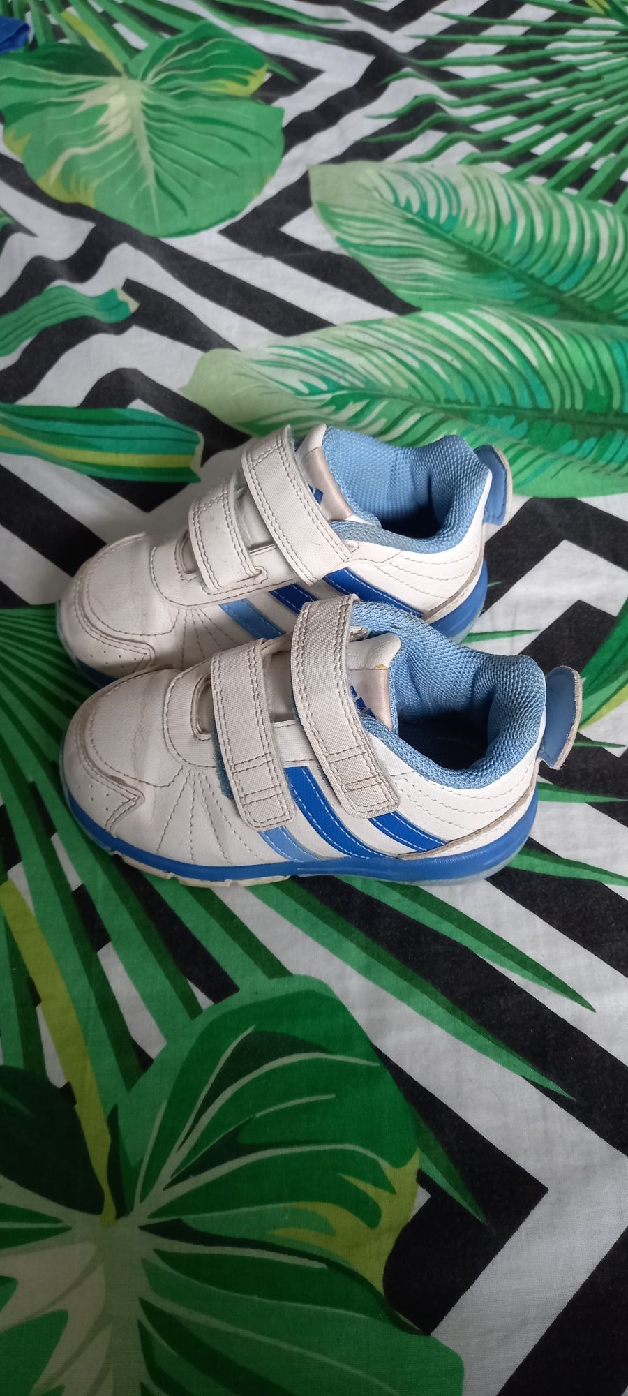 Buty adidas rozm 23