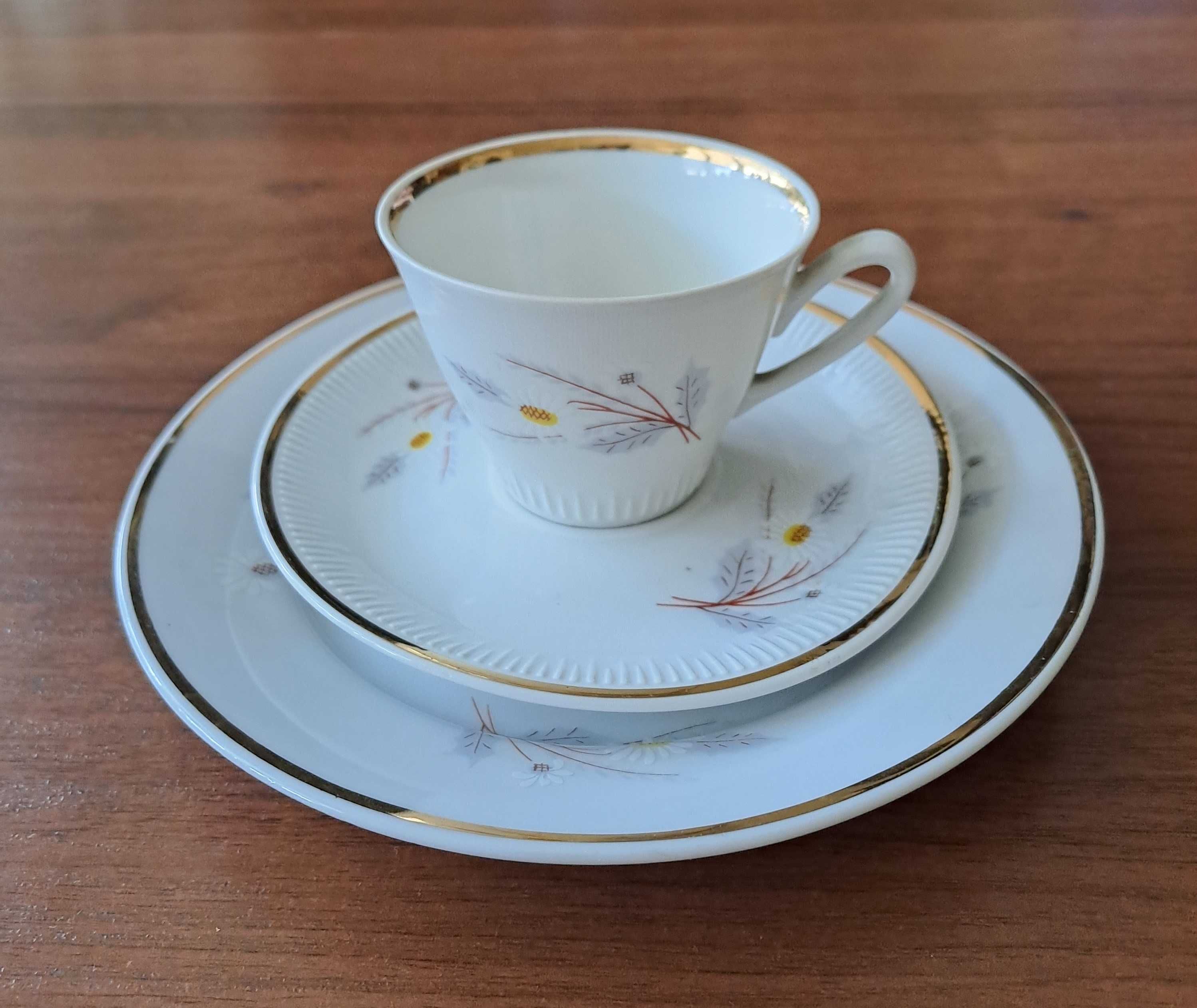 Porcelana Włocławek – rozbudowany serwis kawowy, vintage