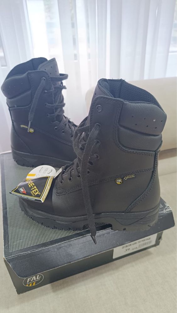Botas ignifuga marca FAL goretex, resistentes a altas temperaturas